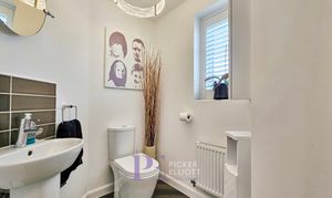 Netherfield Drive, Sapcote, LE9 thumbnail photo
