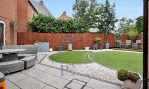 Netherfield Drive, Sapcote, LE9 thumbnail photo