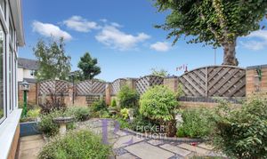 Aldridge Road, Burbage, LE10 thumbnail photo