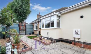 Aldridge Road, Burbage, LE10 thumbnail photo