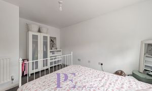Whitworth Avenue, Hinckley, LE10 thumbnail photo