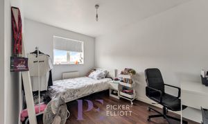 Whitworth Avenue, Hinckley, LE10 thumbnail photo