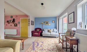 Lockley Gardens, Sapcote, LE9 thumbnail photo