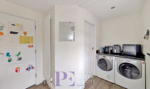 Moray Close, Hinckley, LE10 thumbnail photo