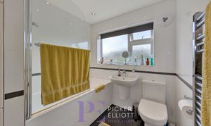 Moray Close, Hinckley, LE10 thumbnail photo