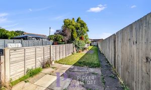Coventry Road, Burbage, LE10 thumbnail photo