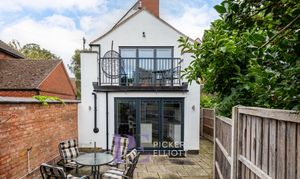 Main Street, Cadeby, CV13 thumbnail photo