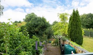 Main Street, Cadeby, CV13 thumbnail photo