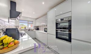 Laneside Drive, Hinckley, LE10 thumbnail photo