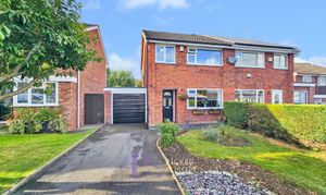 Zealand Close, Hinckley, LE10 thumbnail photo