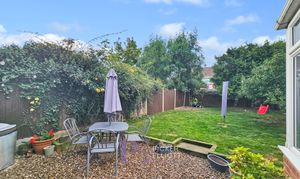 Zealand Close, Hinckley, LE10 thumbnail photo