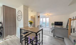 Notleyfield Close, Earl Shilton, LE9 thumbnail photo