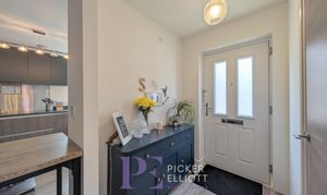 Notleyfield Close, Earl Shilton, LE9 thumbnail photo