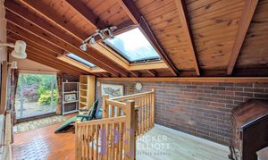 Roseway, Stoke Golding, CV13 thumbnail photo