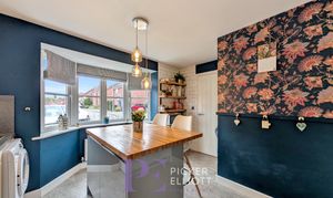 Bonneville Road, Hinckley, LE10 thumbnail photo
