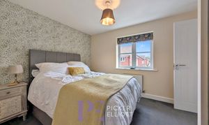 Bonneville Road, Hinckley, LE10 thumbnail photo