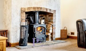 Main Street, Cadeby, CV13 thumbnail photo