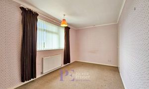 The Close, Barwell, LE9 thumbnail photo