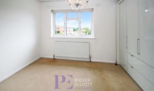 Willow Close, Burbage, LE10 thumbnail photo