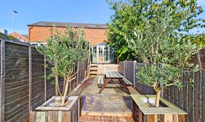 Trinity Lane, Hinckley, LE10 photo