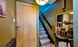 Tweedside Close, Hinckley, LE10 thumbnail photo