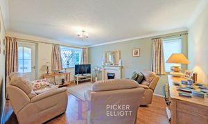 Lovetts Close, Hinckley, LE10 thumbnail photo