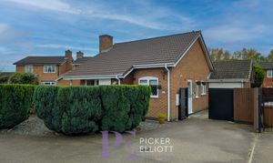 Lovetts Close, Hinckley, LE10 thumbnail photo