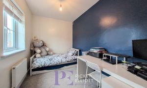 Jovian Drive, Hinckley, LE10 thumbnail photo