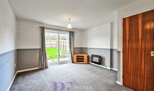 Talbott Close, Broughton Astley, LE9 photo
