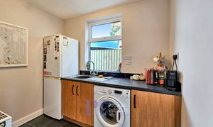 Sunnydale Road, Hinckley, LE10 photo