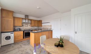 Eskdale Road, Hinckley, LE10 photo