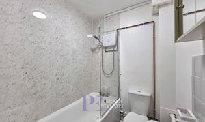 Clarence Court, London Road, Hinckley photo