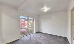 A photo of house to rent on Clarence Court, London Road, Hinckley from Picker Elliott Hinckley