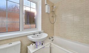 Lucas Way, Earl Shilton, LE9 photo