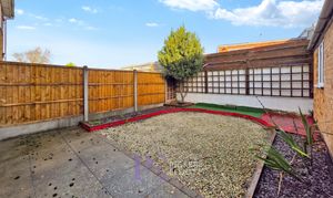 Lucas Way, Earl Shilton, LE9 photo