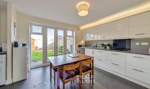 A photo of house for sale on Holywell Fields, Hinckley, LE10 from Picker Elliott Hinckley