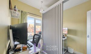 Barrie Road, Hinckley, LE10 photo