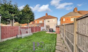 Barrie Road, Hinckley, LE10 photo