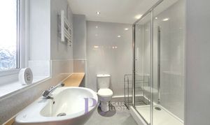 Kirkby Road, Barwell, LE9 photo