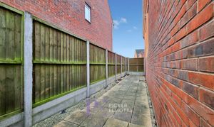 Kirkby Road, Barwell, LE9 photo