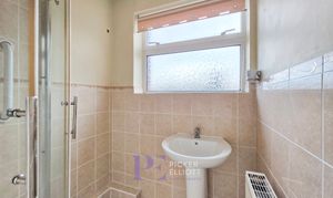 Colts Close, Burbage, LE10 photo