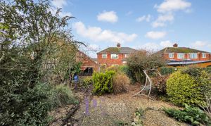 Colts Close, Burbage, LE10 photo