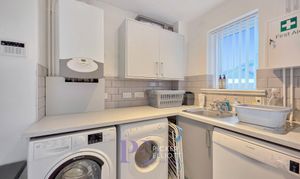 Lawton Close, Hinckley, LE10 photo