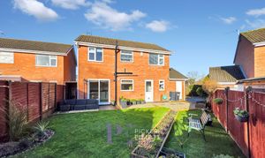 Grange Drive, Burbage, LE10 photo