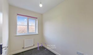 Indigo Drive, Burbage, LE10 photo