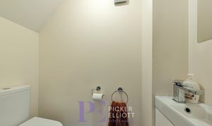 Outlands Drive, Hinckley, LE10 photo