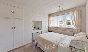 Outlands Drive, Hinckley, LE10 photo