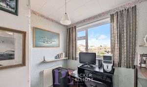 Outlands Drive, Hinckley, LE10 photo