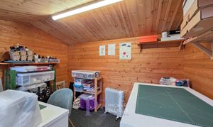 Netherfield Drive, Sapcote, LE9 photo