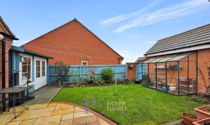 Netherfield Drive, Sapcote, LE9 photo